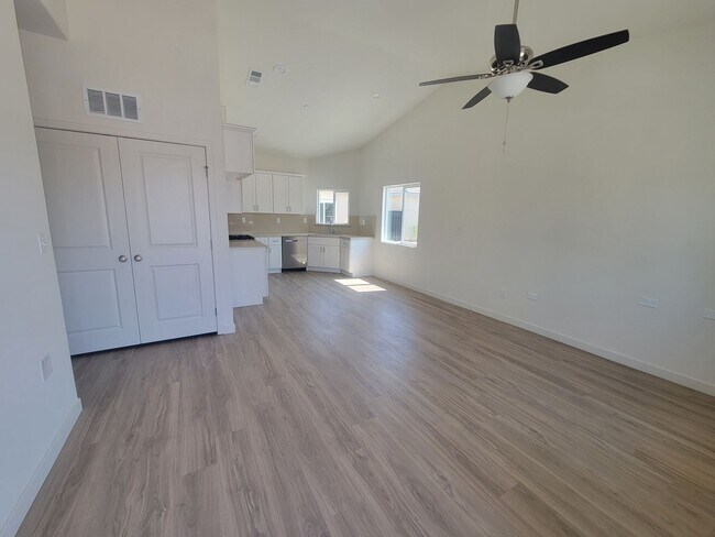 Foto del edificio - 8418 Grandy St