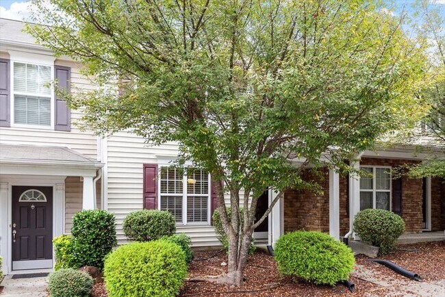 Building Photo - Beautiful Durham Town Home For Rent
