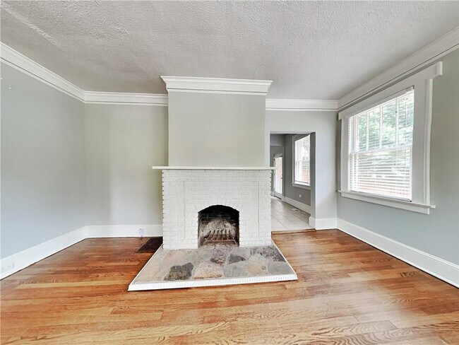 Foto del edificio - 1539 N Morningside Dr NE