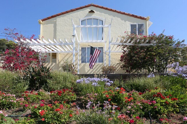 Photo - 69 Point San Pedro Rd Apartment