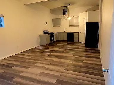Foto del edificio - 1215 Gallegos Ln