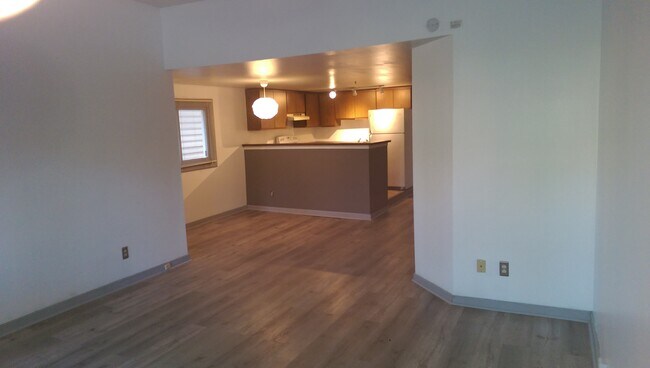 Foto del edificio - 3267 N Bartlett Ave