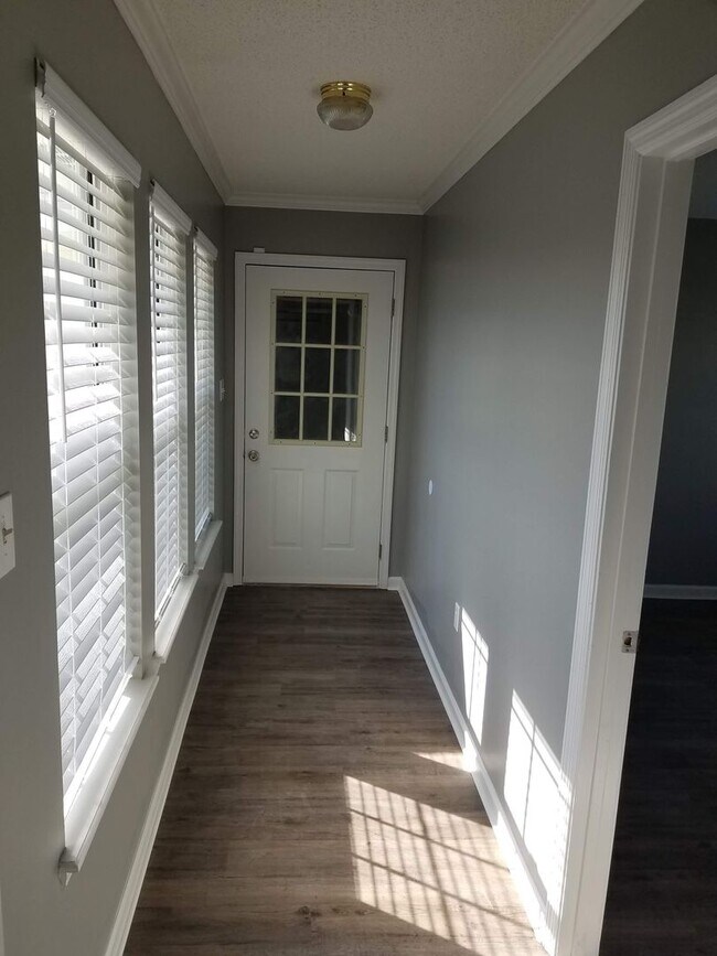 Building Photo - Exceptional Living in Valdosta: 4BR/2BA Ho...