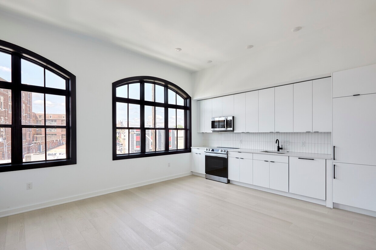Foto principal - 2525 Frankford Ave