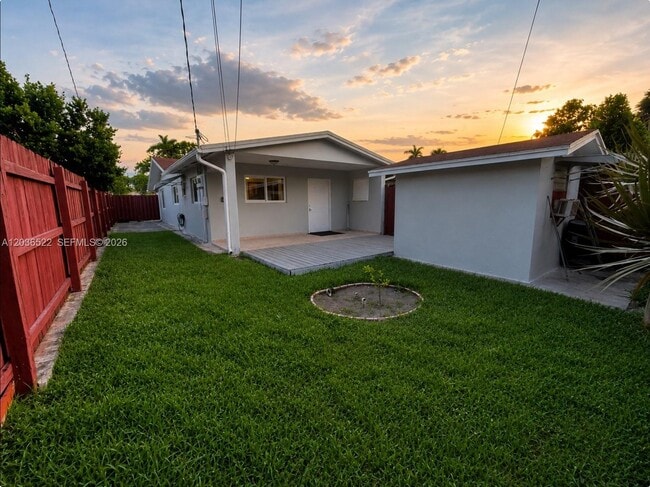 Foto del edificio - 1005 SW 30th St