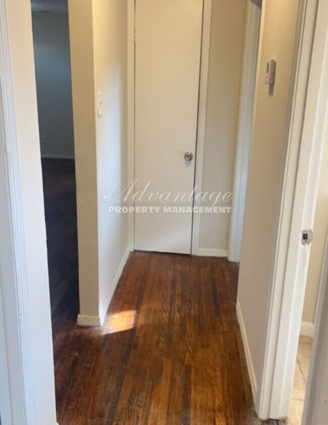 Building Photo - Newly Renovated Home | Whitehaven | Open t...