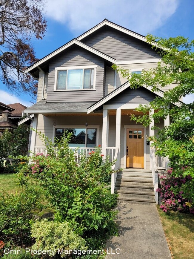Foto del edificio - 4 br, 3 bath House - 1419 Humboldt St