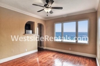 Primary Photo - 212 N Coast Hwy
