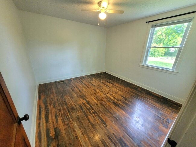 Building Photo - 1507 Spence Ct