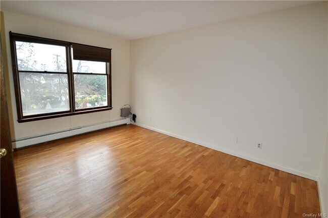 Foto del edificio - 466 Piermont Ave