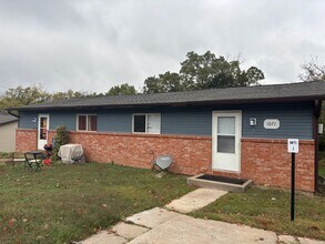 Building Photo - 1071 Kathryn