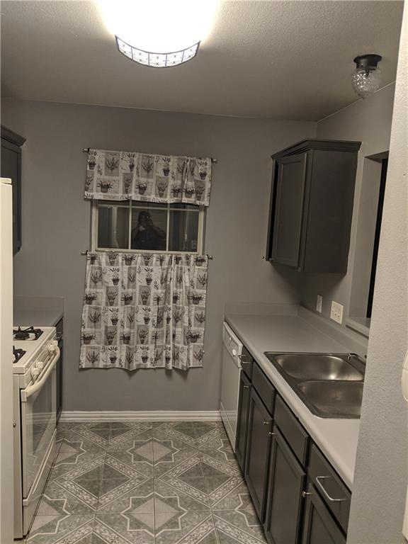 Building Photo - 5509 China Berry Rd