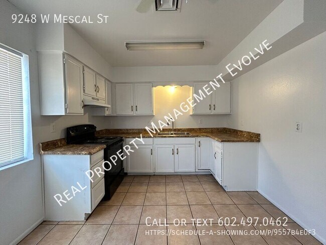Foto del edificio - 9248 W Mescal St