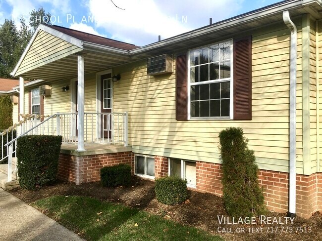 Foto del edificio - 305 N School Pl