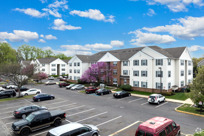 Fotografía del edificio - Bradford Pointe Apartments