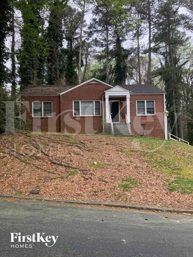 Foto principal - 1169 Eastridge Rd SW