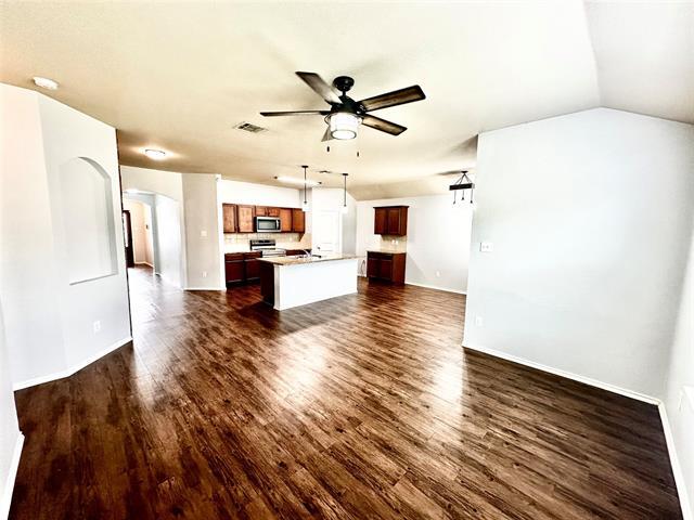 Building Photo - 2134 Shady Glen Trail