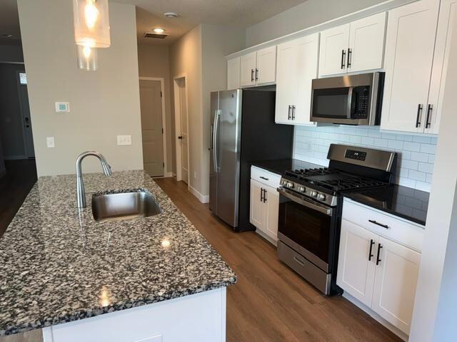 Building Photo - 5385 Robinwood Ct
