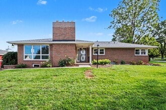 Building Photo - 831 Limekiln Rd