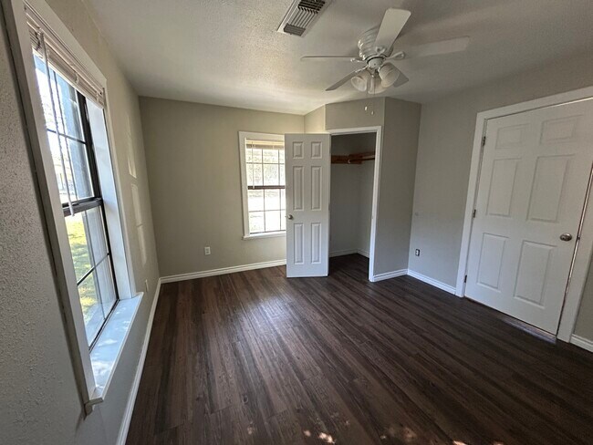 Foto del edificio - 1121 S Wells St