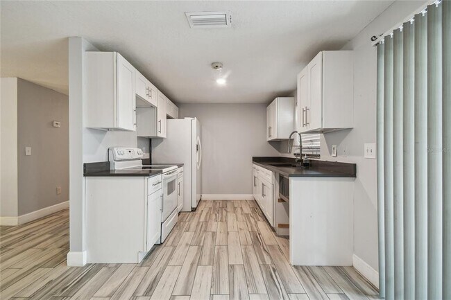 Foto del edificio - 3679 Sugarcreek Dr