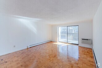 Morton Village Apartments photo'