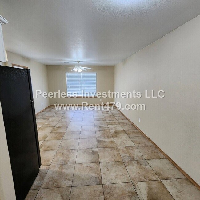 Foto del edificio - 844 Lariat St