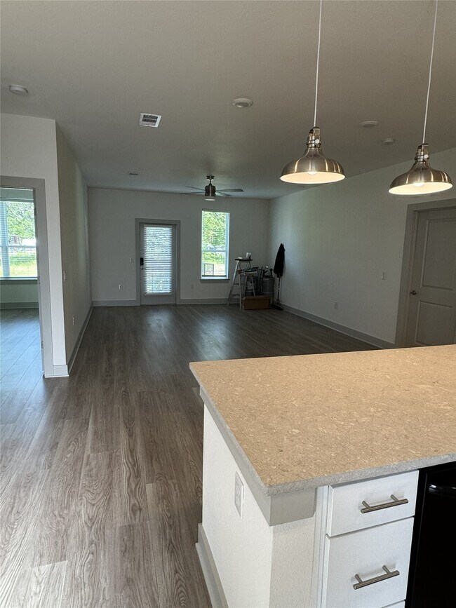 Foto del edificio - 26244 Twin Oaks Rd