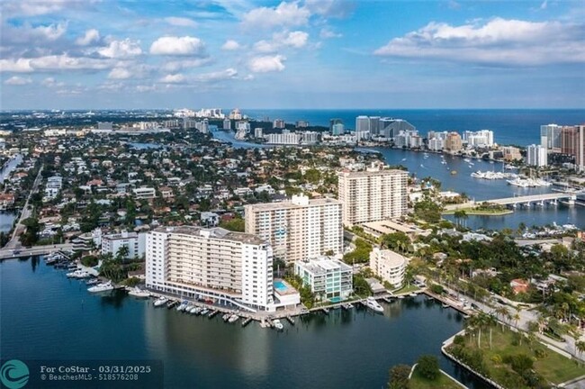 Foto del edificio - 340 Sunset Dr