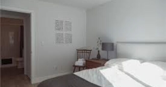 Foto del edificio - 10824 Morrison St