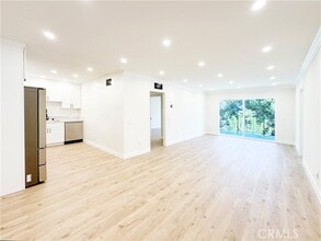 Building Photo - 500 Jackson Pl