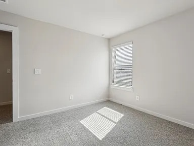 Building Photo - 1762 Flora Grv
