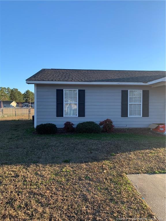 159 Bahia Ln, Raeford, NC 28376 Room for Rent in Raeford, NC