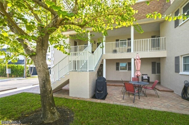 Foto del edificio - 940 3rd St S
