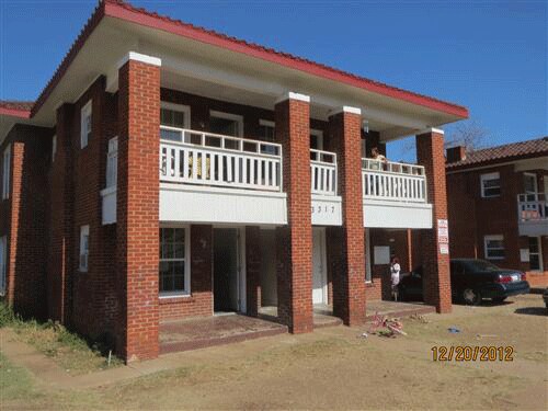 Vista a la calle - 3317 Avenue G