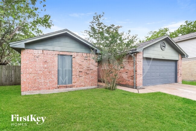 Building Photo - 7506 Tetela Dr