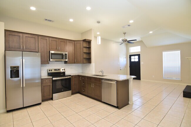 Foto del edificio - 1403 Wales Dr