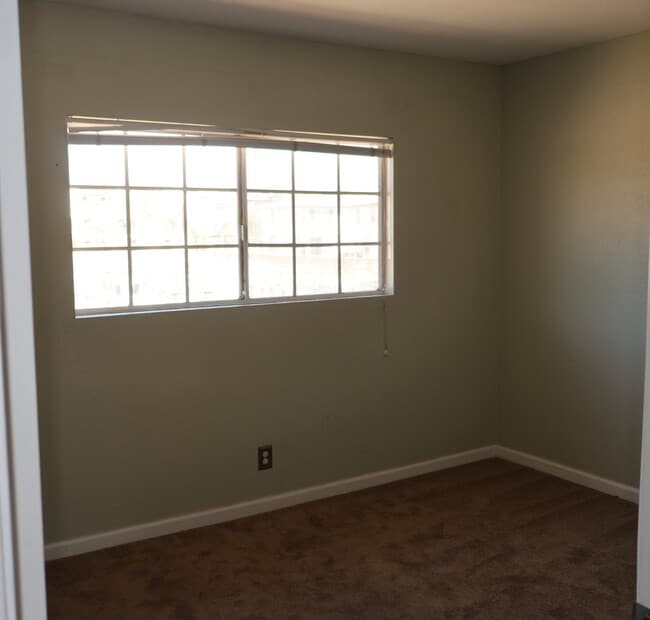 Building Photo - 440 W Citracado Pkwy