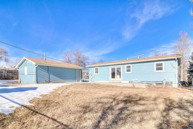 Building Photo - 1506 Brentwood St