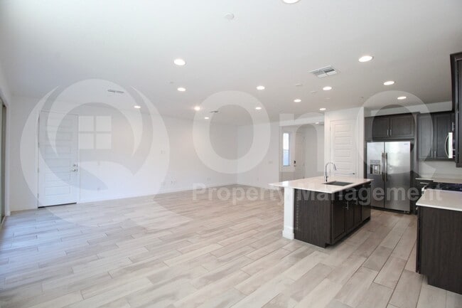 Foto del edificio - 670 S Jacana Ln