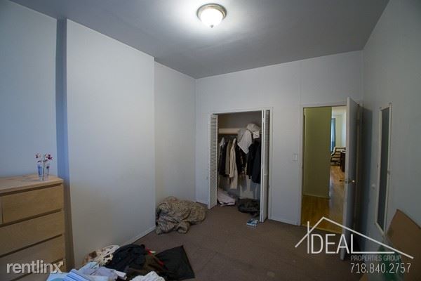Foto del edificio - 672 Degraw St