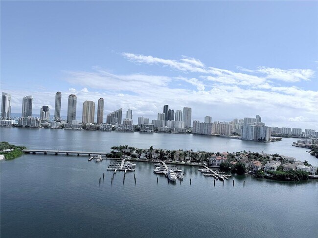 Building Photo - 3201 NE 183rd St