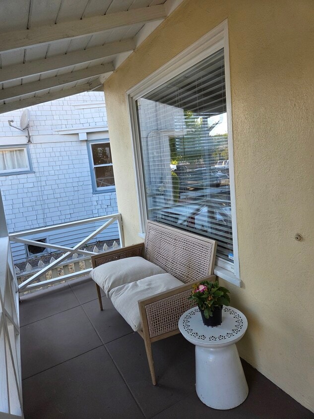 Photo - 986 55th St (Oakland, CA)