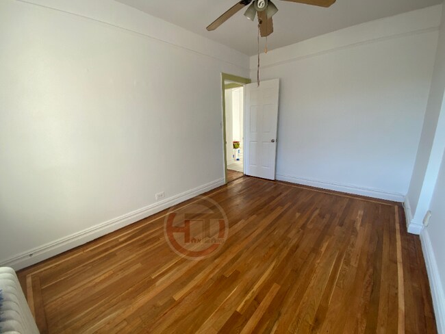 Building Photo - 1540 Crosby Ave