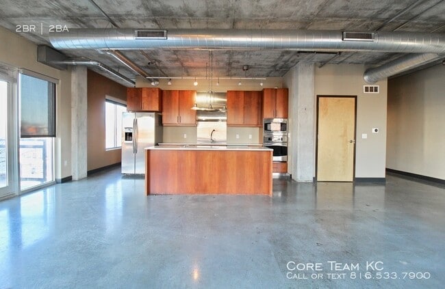 Building Photo - 4141 Penn Corner Condo