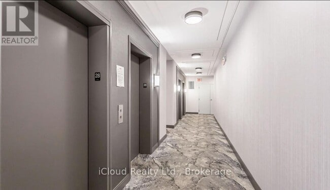 Building Photo - 80 Absolute Ave