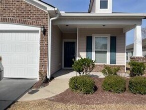 Building Photo - 945 British Ln