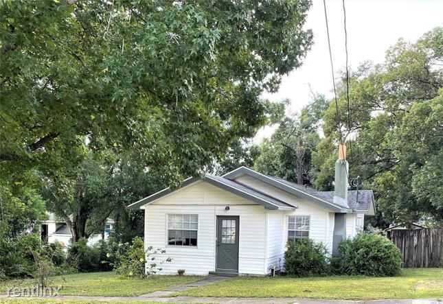 Primary Photo - 2 br, 1 bath House - 345 W Minneola Ave