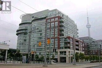 Building Photo - 550 Queens Quay W