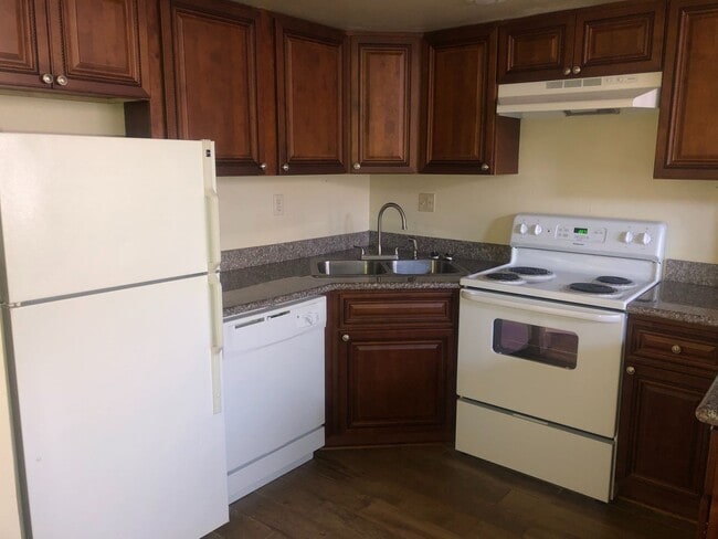 Foto del edificio - Private, Cozy, & Clean Studio Bungalow